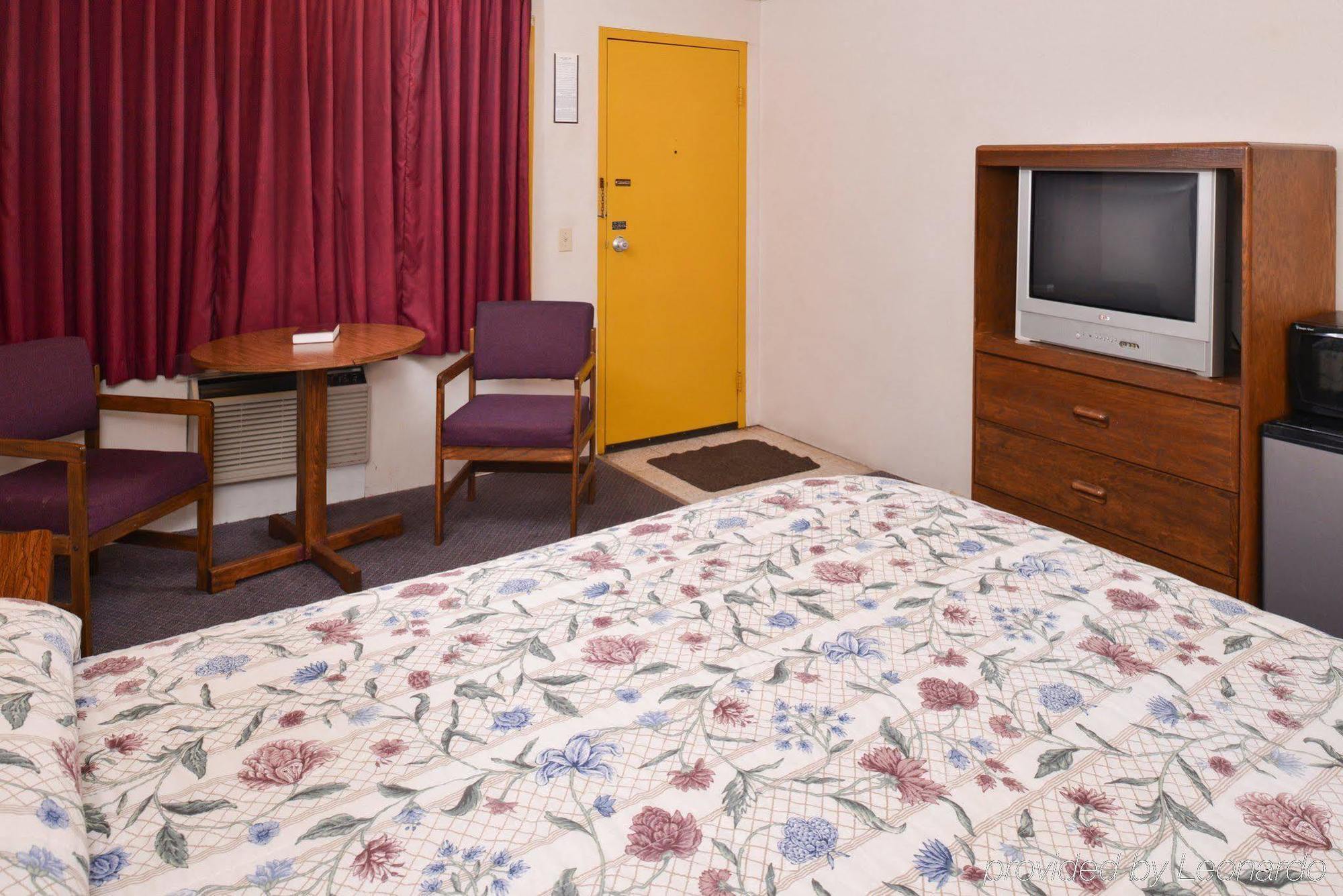 Red Carpet Inn ノース・イースト エクステリア 写真