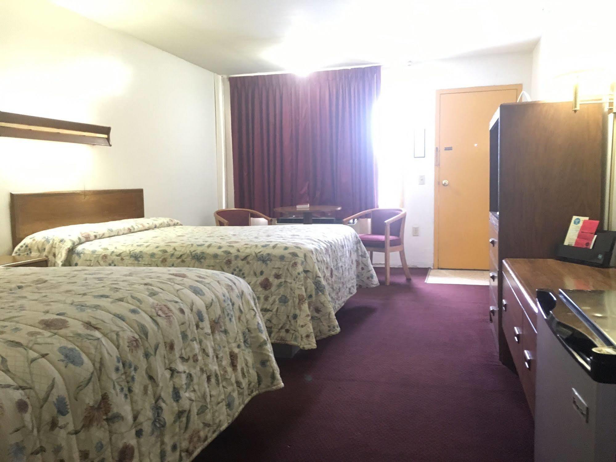 Red Carpet Inn ノース・イースト エクステリア 写真
