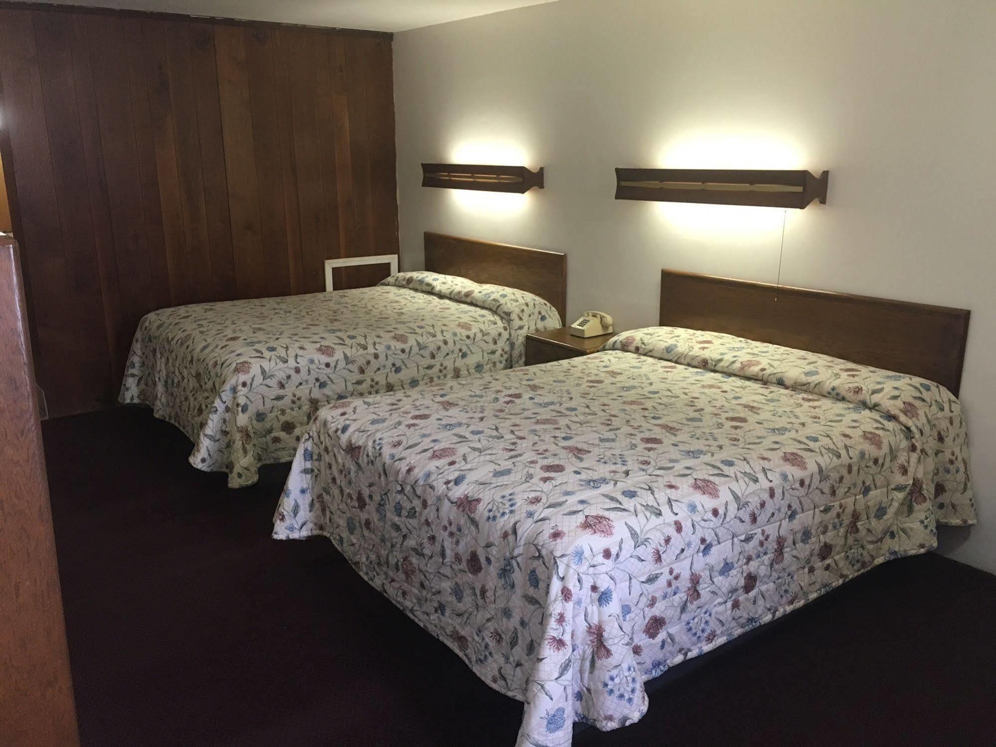 Red Carpet Inn ノース・イースト エクステリア 写真